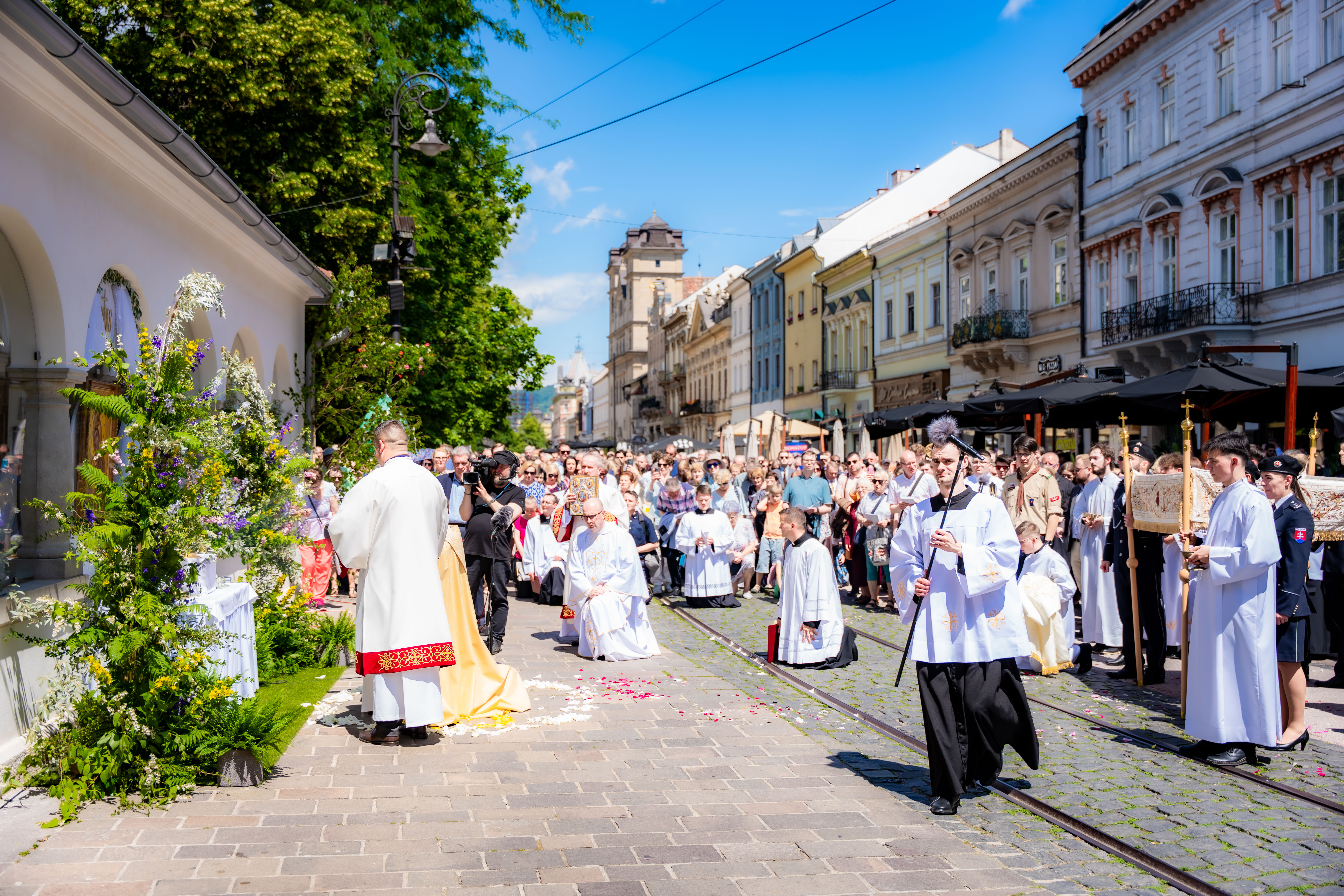 Eucharisticka procesia v Kosiciach-1-114